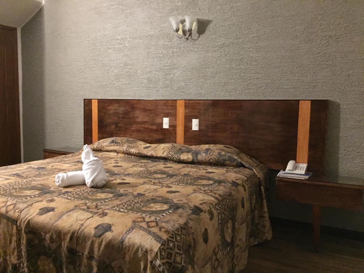 Hotel Mexico คาลาปา ภายนอก รูปภาพ